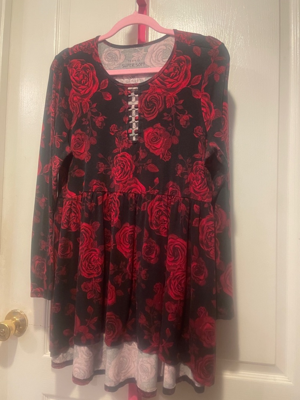 Torrid Super Soft Knits Floral Tank - Red & Black